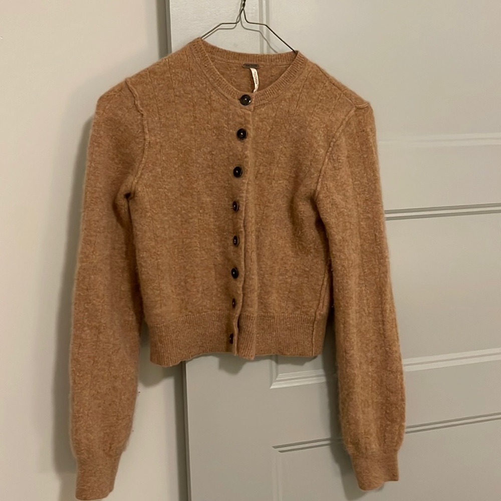 Free people 100%  cashmere cropped cardigan